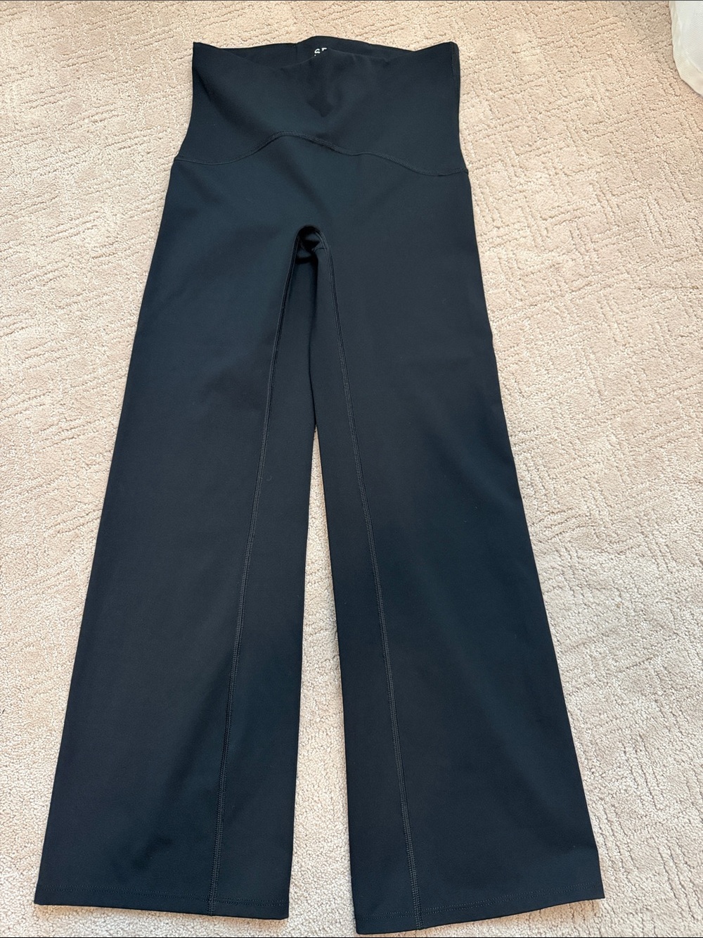 SPANX Black High-Rise Pants Booty Boost Size M Ankle